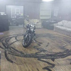 Meet your Posher, Wendell